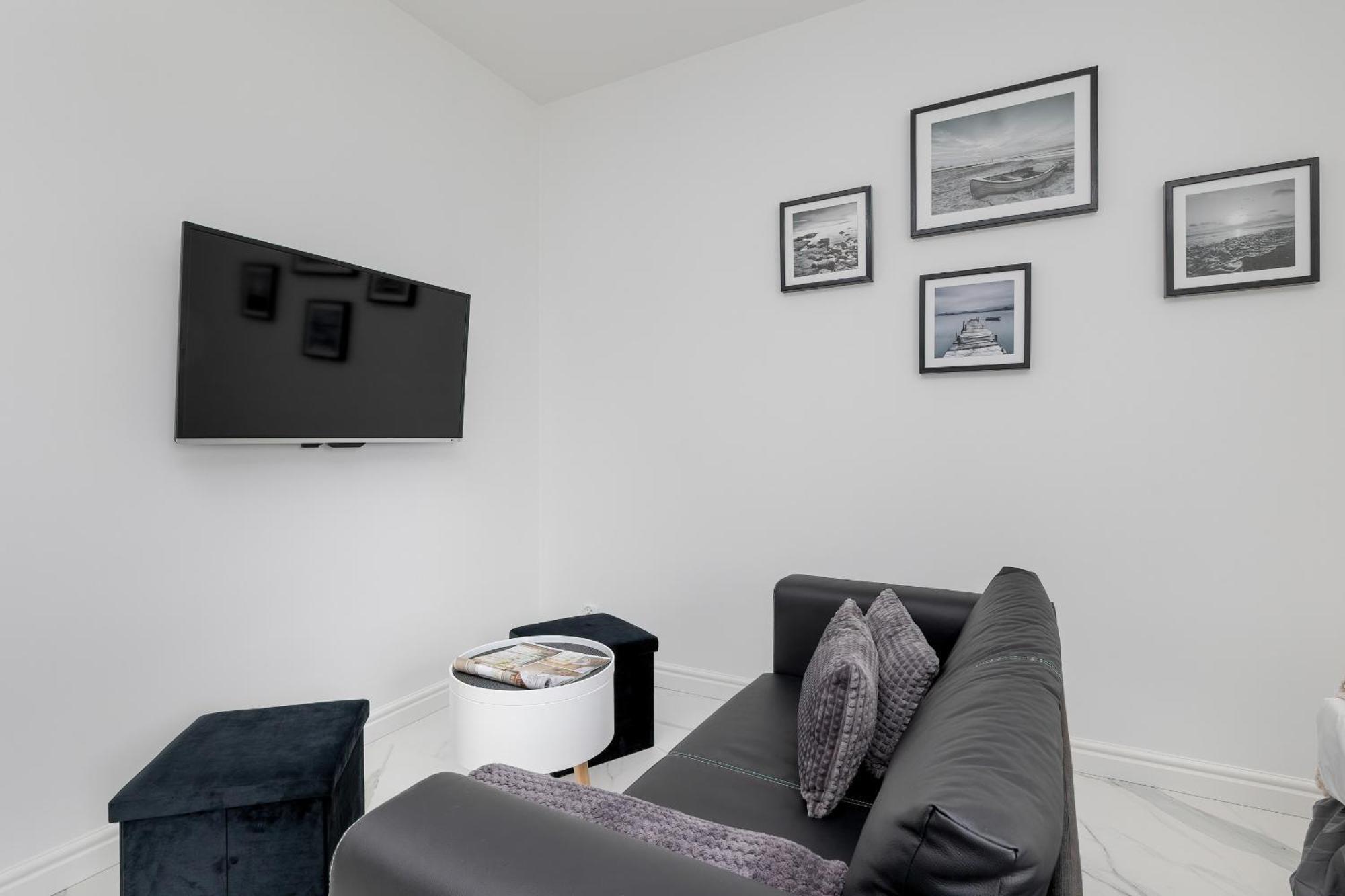 Plac Slowianski Apartments With Balcony Swinoujscie Center By Noclegi Renters Exteriér fotografie